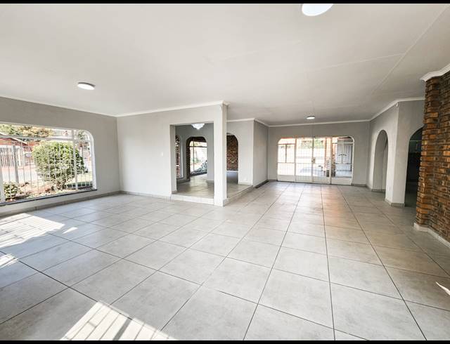 3 BEDROOM HOUSE FOR SALE IN VAALPARK
